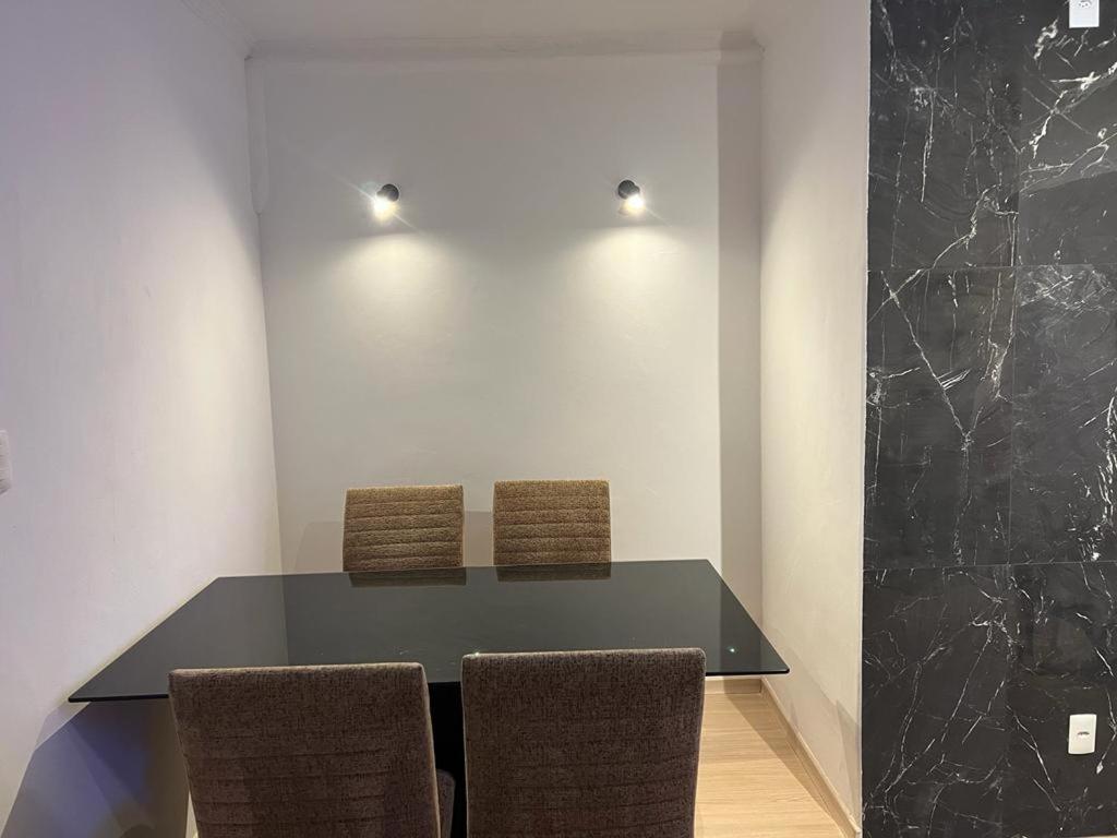 Apartamento Para Pessoas De Familia Ou A Negocio, Ap Lindo Aconchegante No Bras Proximo Igreja Mundial,Mercado Municipal, 25 De Marco, Templo Salomao, Metro Dom Pedro Ll, Bancos, Mercado E Etc เซาเปาโล ภายนอก รูปภาพ