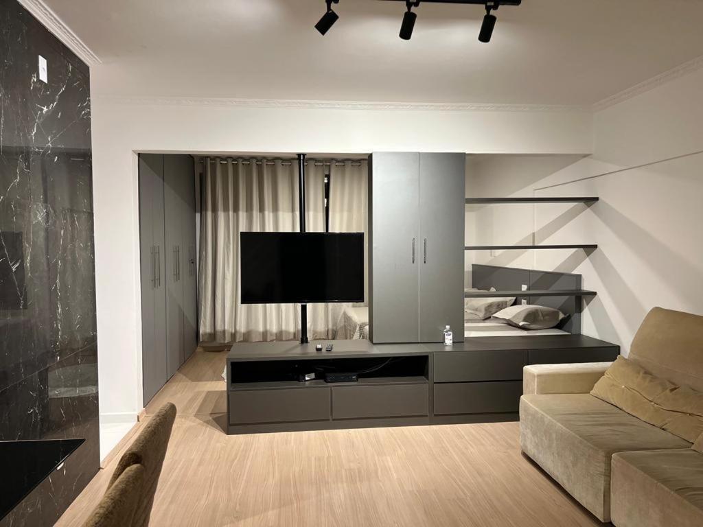 Apartamento Para Pessoas De Familia Ou A Negocio, Ap Lindo Aconchegante No Bras Proximo Igreja Mundial,Mercado Municipal, 25 De Marco, Templo Salomao, Metro Dom Pedro Ll, Bancos, Mercado E Etc เซาเปาโล ภายนอก รูปภาพ