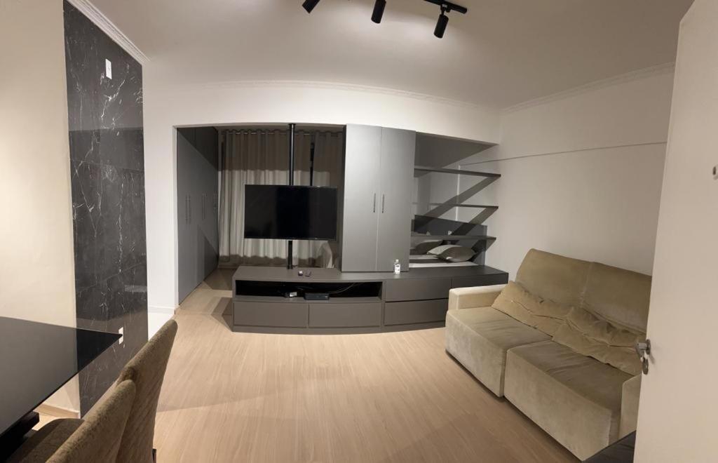 Apartamento Para Pessoas De Familia Ou A Negocio, Ap Lindo Aconchegante No Bras Proximo Igreja Mundial,Mercado Municipal, 25 De Marco, Templo Salomao, Metro Dom Pedro Ll, Bancos, Mercado E Etc เซาเปาโล ภายนอก รูปภาพ